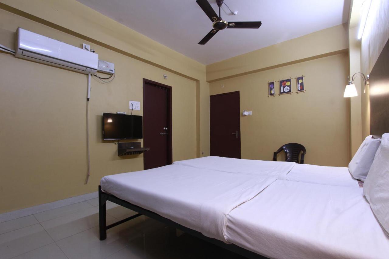 Hotel Peacock Hubli Exterior foto