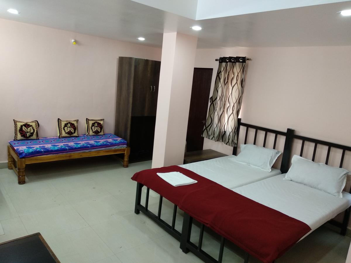 Hotel Peacock Hubli Exterior foto