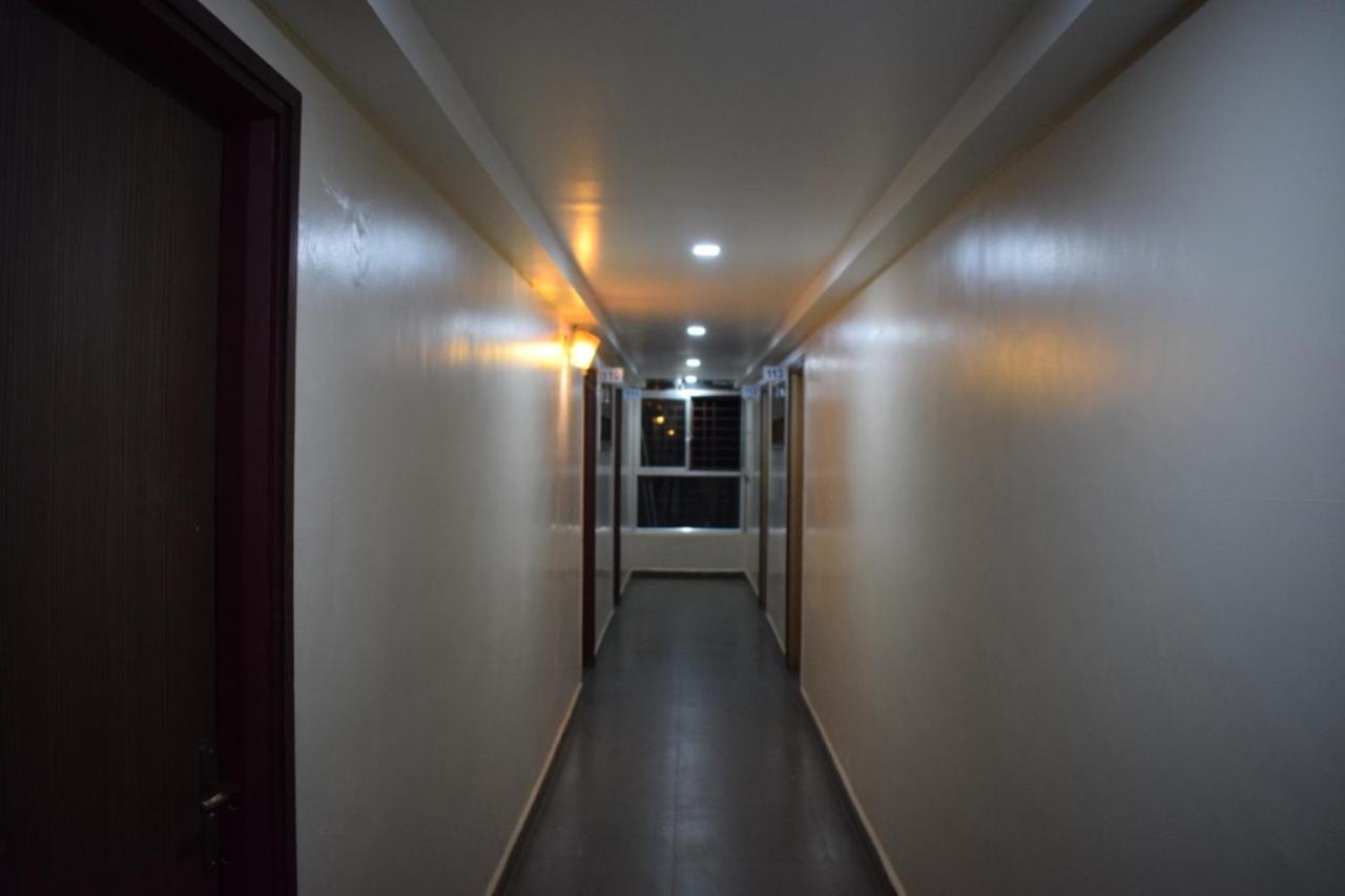 Hotel Peacock Hubli Exterior foto